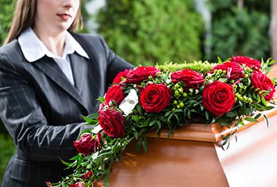 Blumenschmuck für Bestattungen
